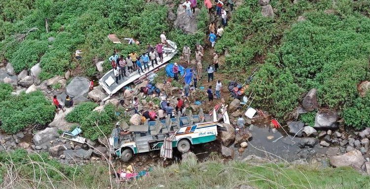 Bus accident in Uttarakhand