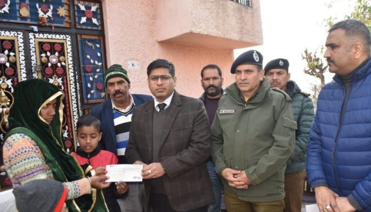 Families of two firing victims handed over ex-gratia relief of Rs 5 lakh each
