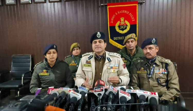 Woman inter-state heroin smuggler among four arrested in Samba