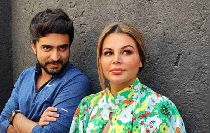 Actor Rakhi Sawant accuses husband Adil Durrani