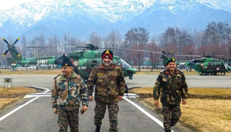 CDS Gen Anil Chauhan visited J&K accompanied by Northern Army Commander Lt Gen Upendra Dwivedi (1)