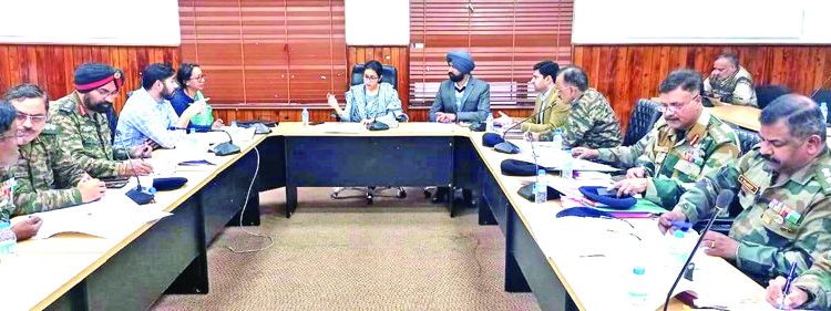 DC-Jammu-reviews-land-acquisition-cases