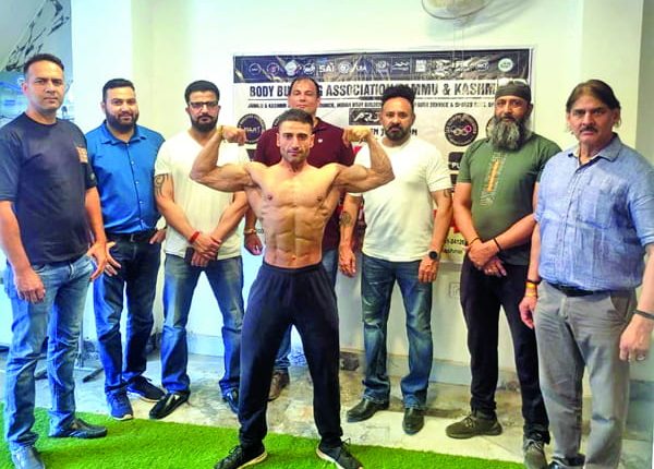Jammu-boy-Vimaljit-to-represent-Indian-team-in-South-Asia-Body-Building-Cship