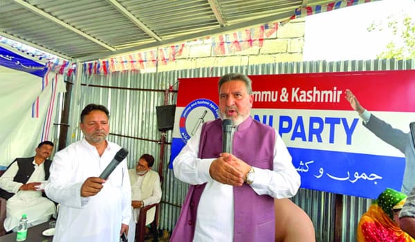 In democracy, people are real masters Bukhari copy