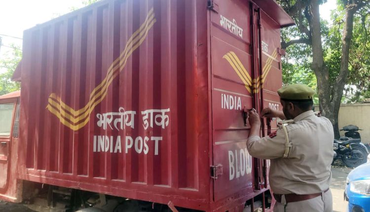 J&K Police seizes ‘suspicious’ vehicle with India Post logo in Jammu