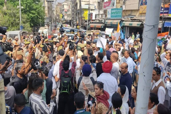 Congress holds protests in J&K over Indo-US trade deal